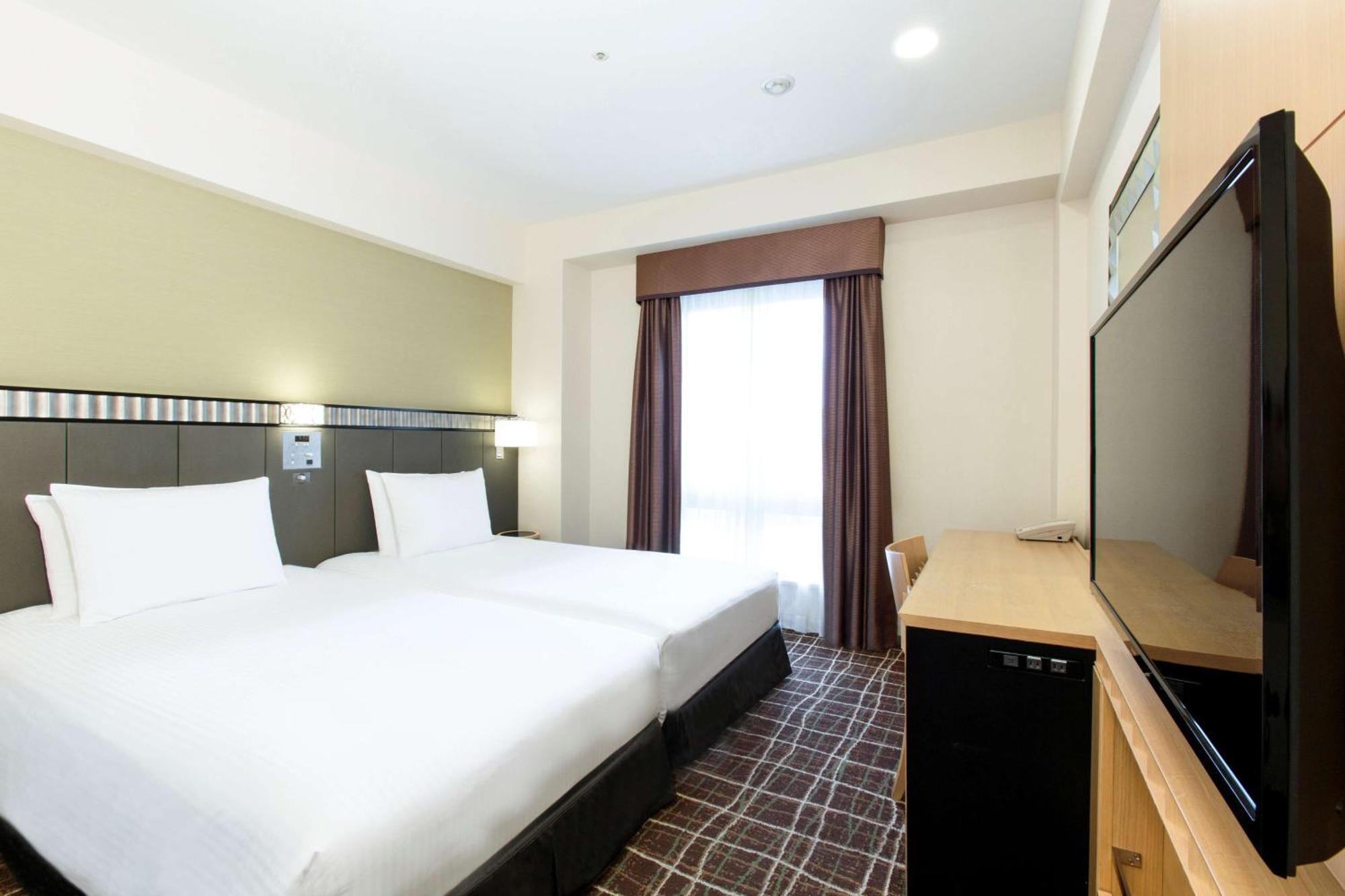 מלון Doubletree By Hilton נאהא מראה חיצוני תמונה