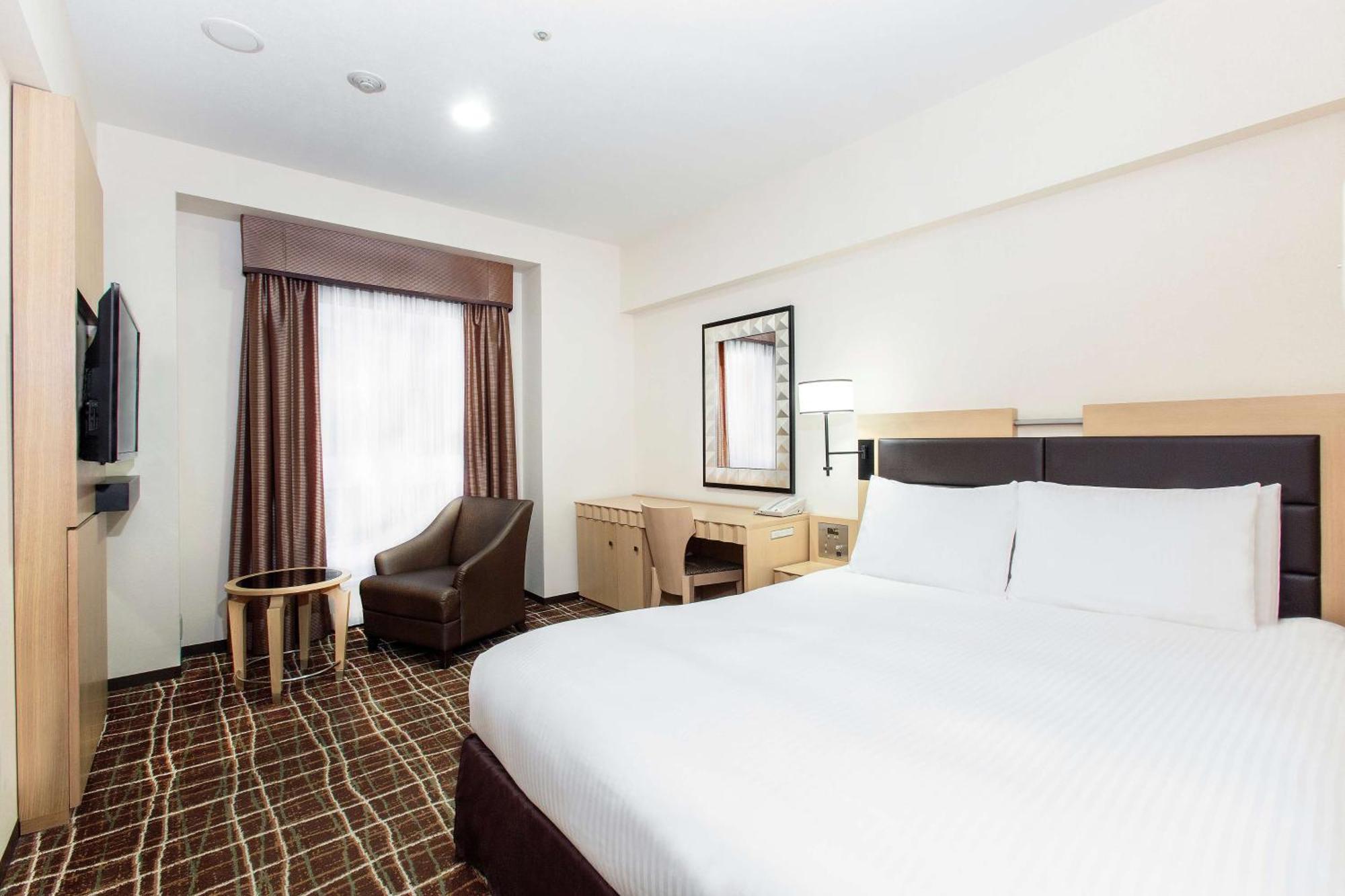 מלון Doubletree By Hilton נאהא מראה חיצוני תמונה