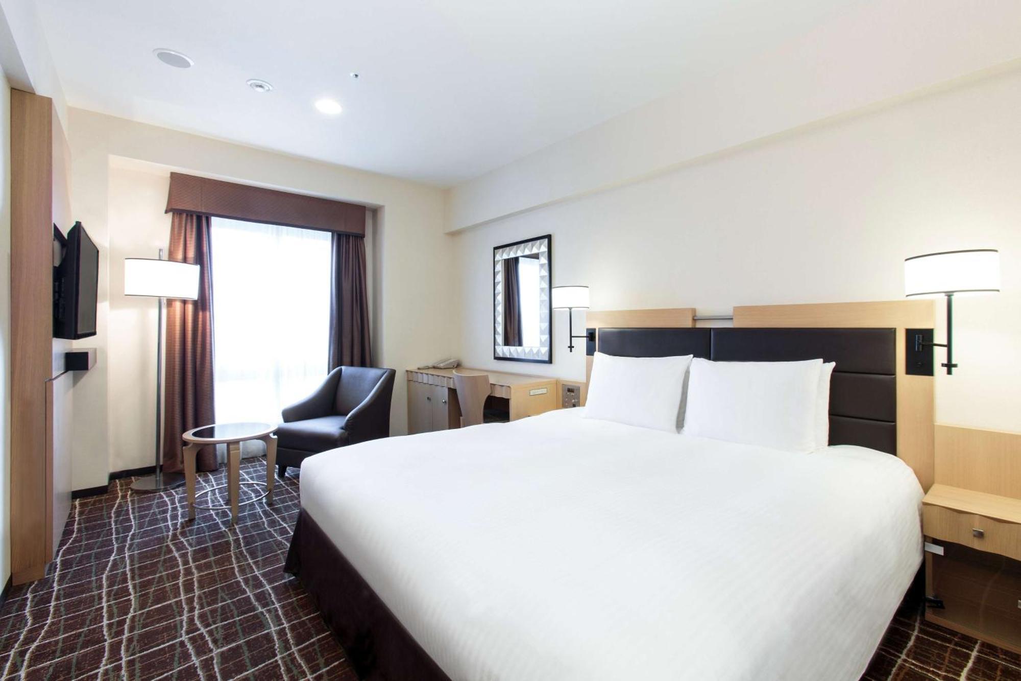 מלון Doubletree By Hilton נאהא מראה חיצוני תמונה