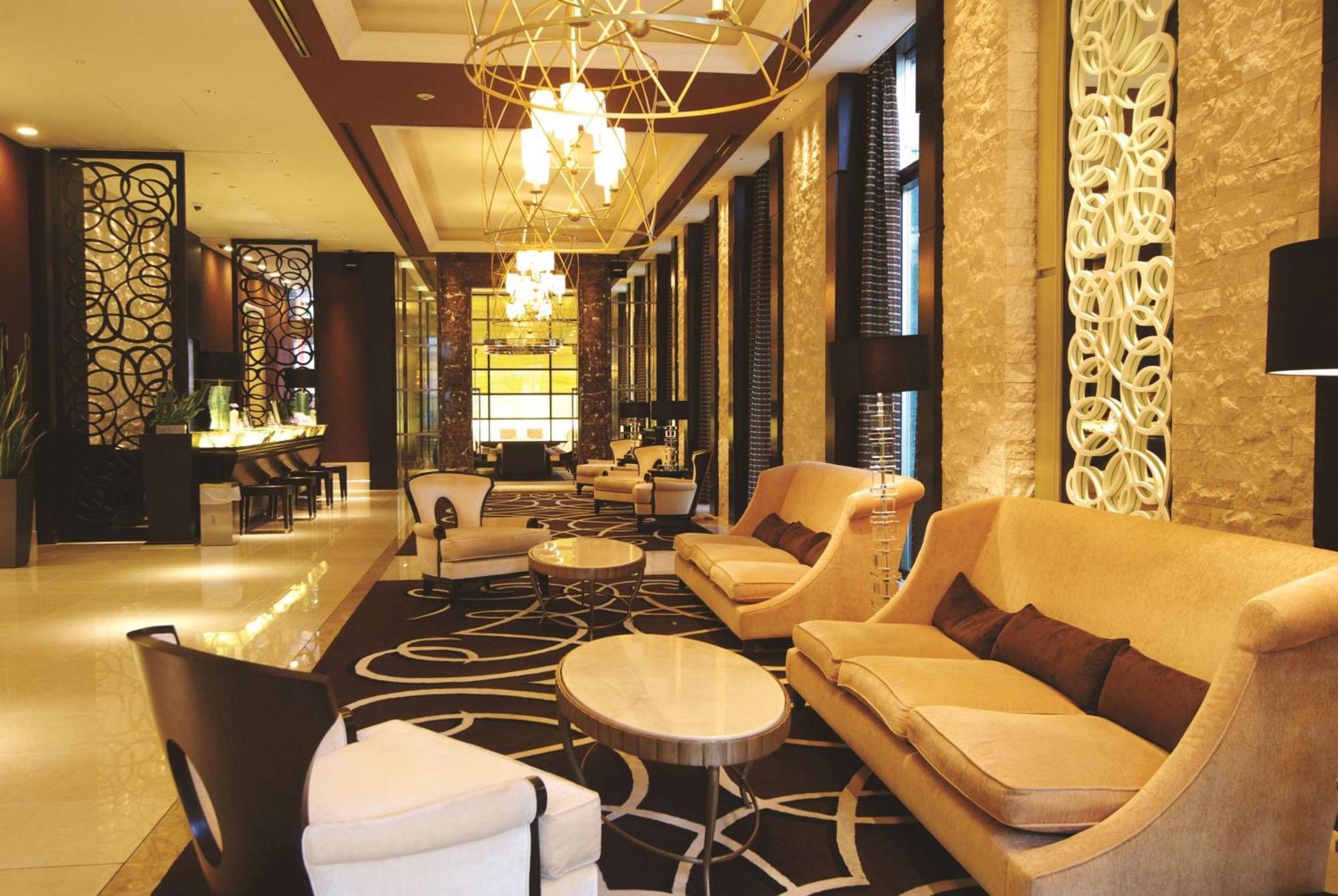 מלון Doubletree By Hilton נאהא מראה חיצוני תמונה