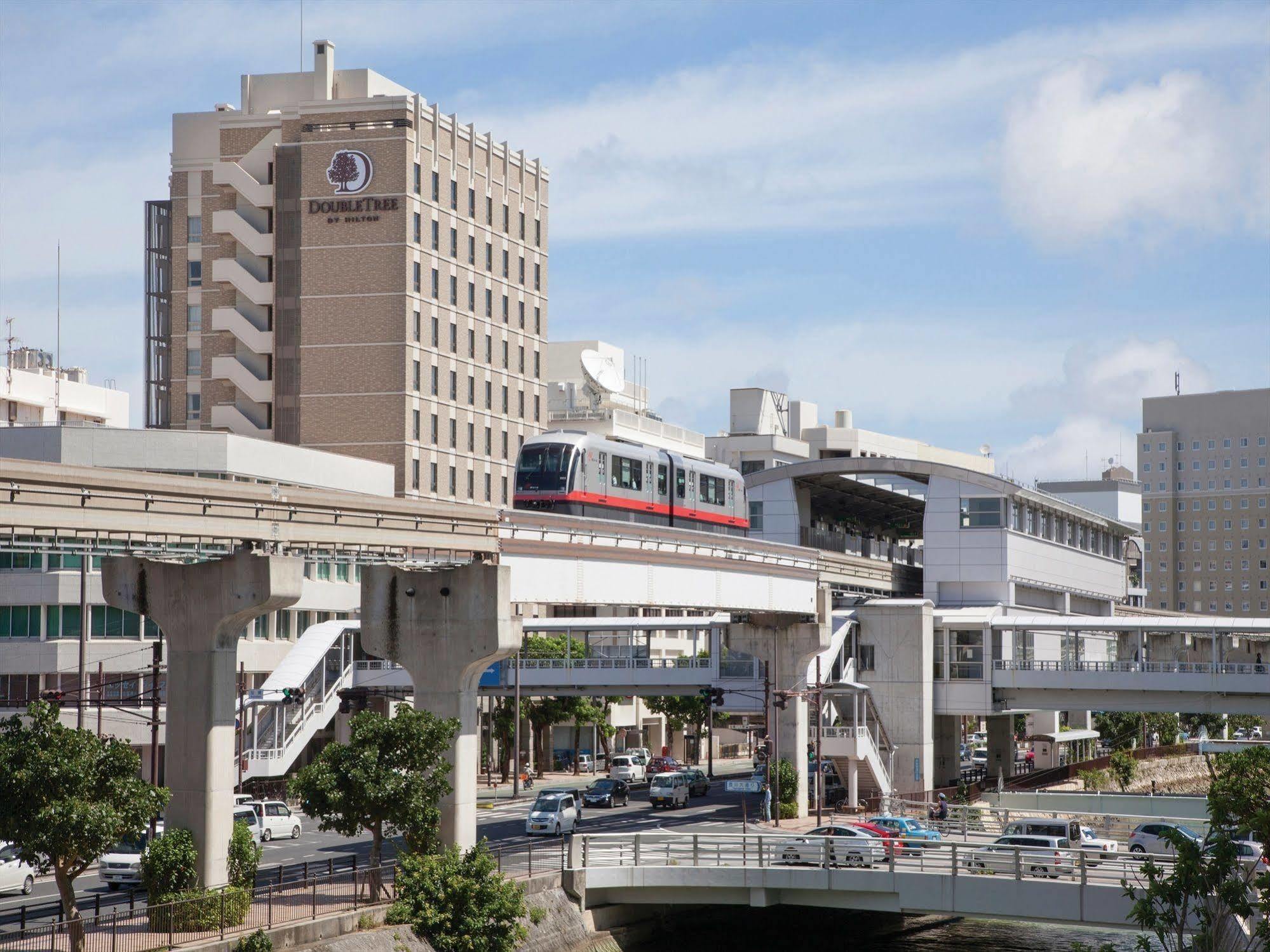 מלון Doubletree By Hilton נאהא מראה חיצוני תמונה