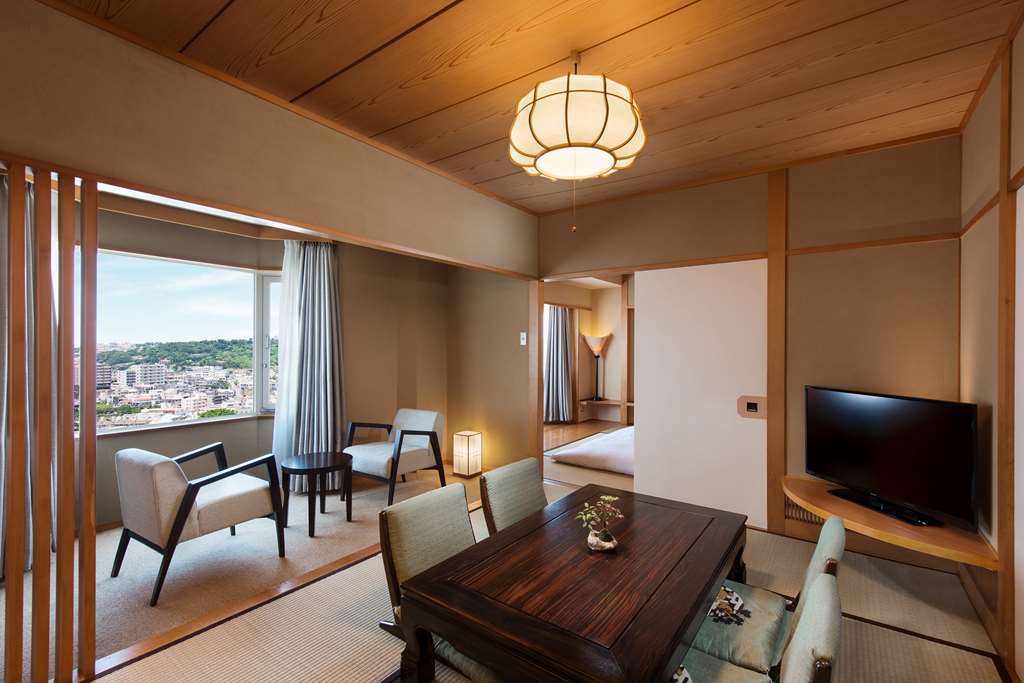 מלון Doubletree By Hilton נאהא חדר תמונה